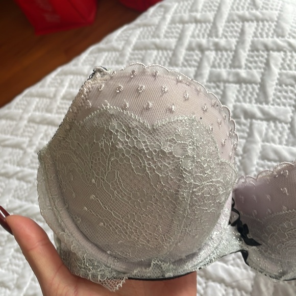 Lavender Lace Bra - Picture 2 of 4